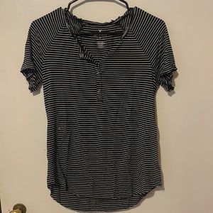 American Eagle Black striped tshirt. Size Medium. Worn condition see pictures